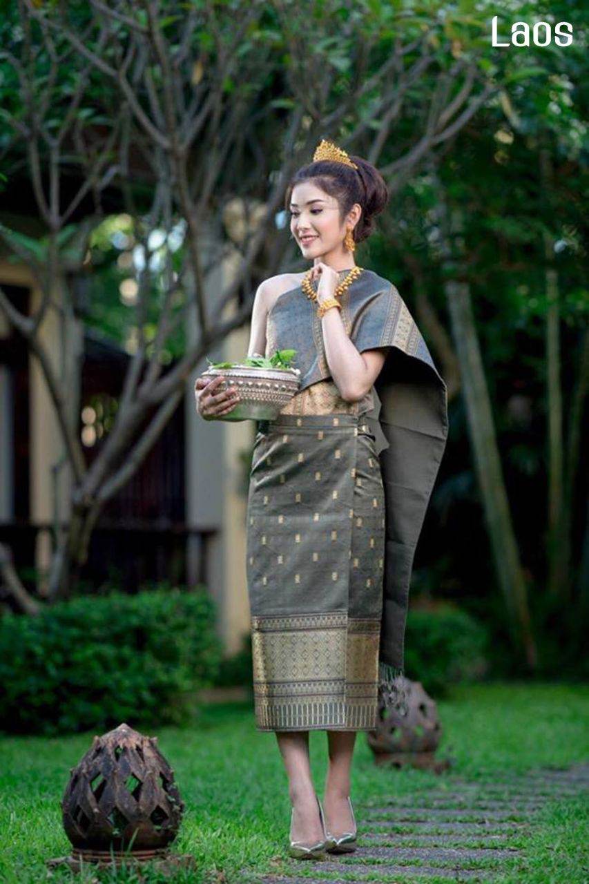 Laos 🇱🇦 | Laos traditional dress. ຊຸດ​ລາວ - ການແຕ່ງກາຍຂອງແມ່ຍິງລາວ
