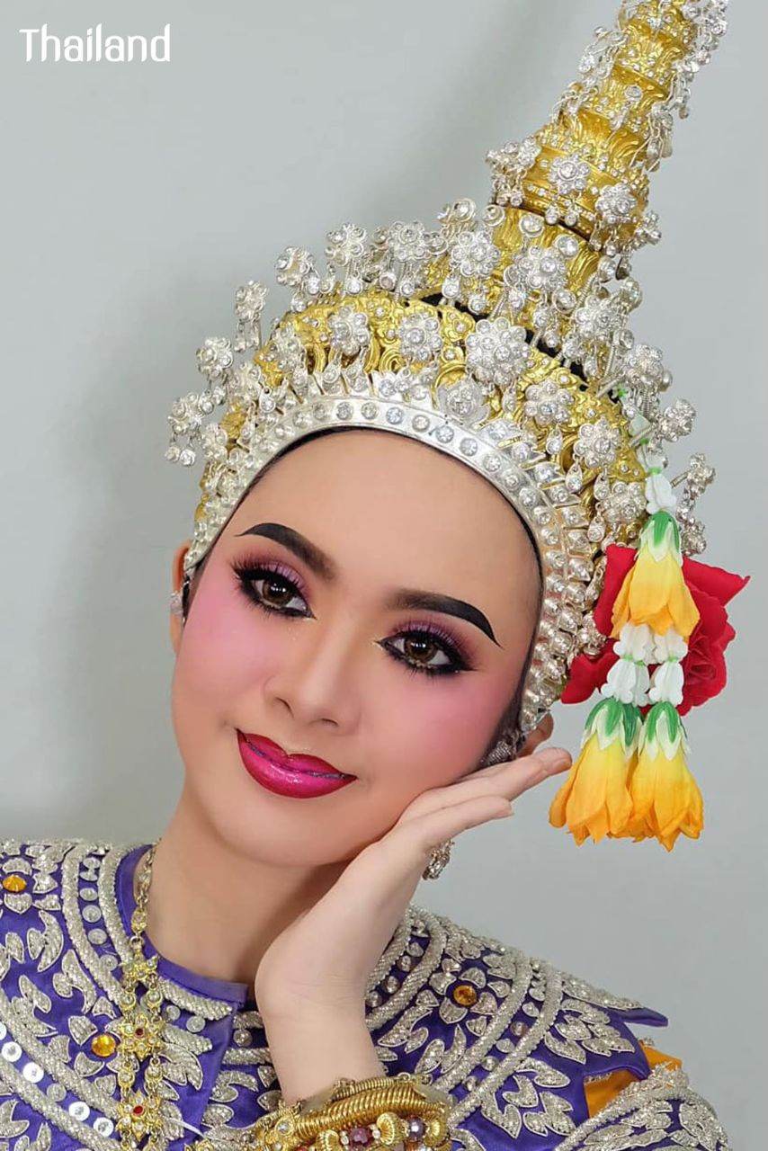 THAILAND 🇹🇭 | The Makeup of Thai Khon performance