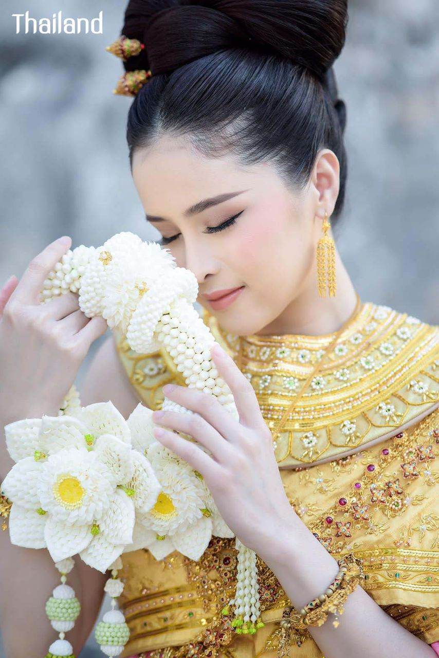 THAILAND 🇹🇭 | Thai wedding dress, ชุดไทยวิวาห์ by Siri ชุดไทย เจ้าสาว ครบวงจร