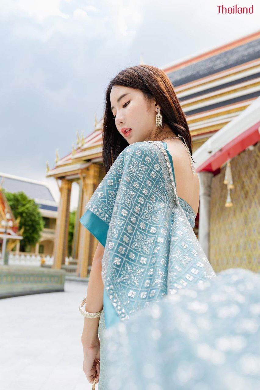 THAILAND 🇹🇭 | The Sbai, Thai dress (ชุดไทย)