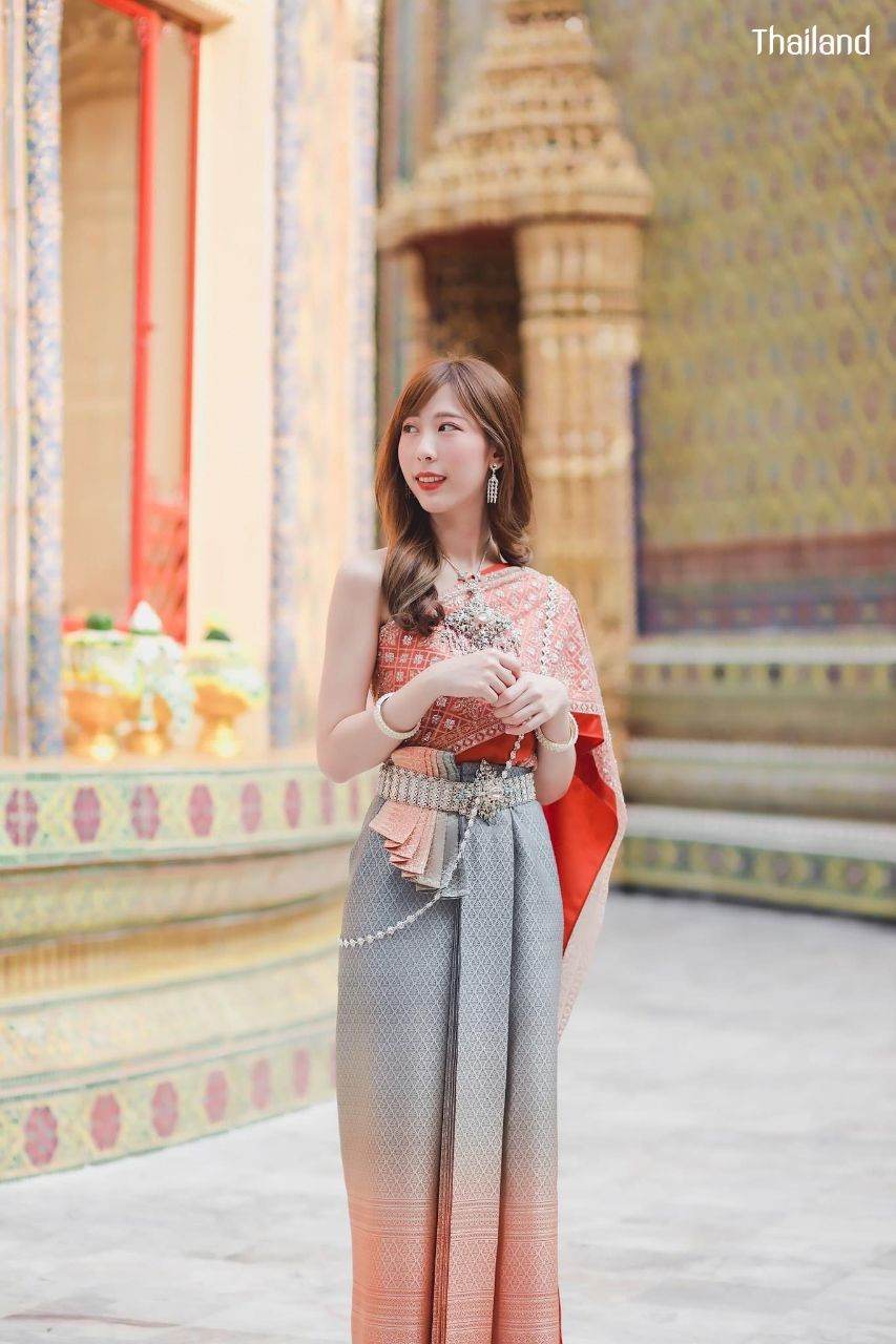 THAILAND 🇹🇭 | The Sbai, Thai dress (ชุดไทย)