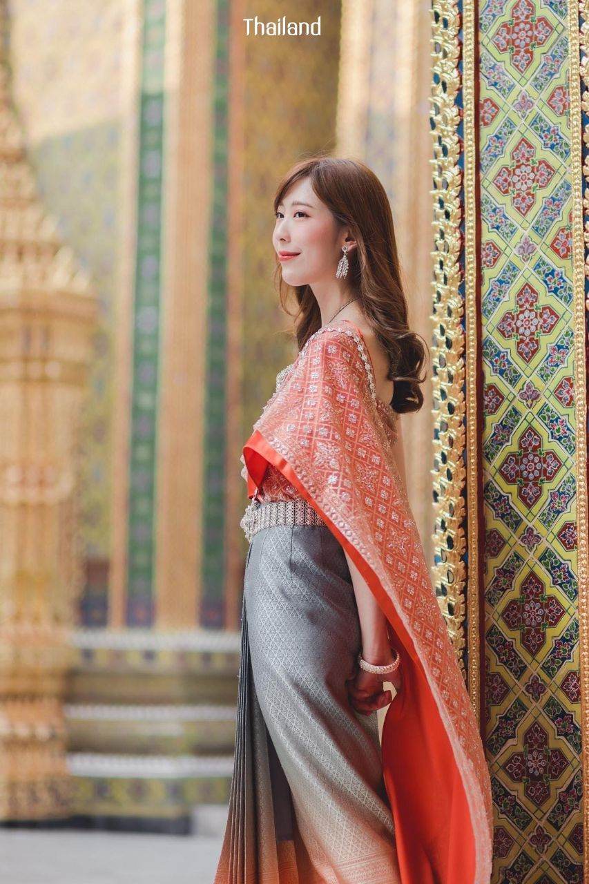 THAILAND 🇹🇭 | The Sbai, Thai dress (ชุดไทย)