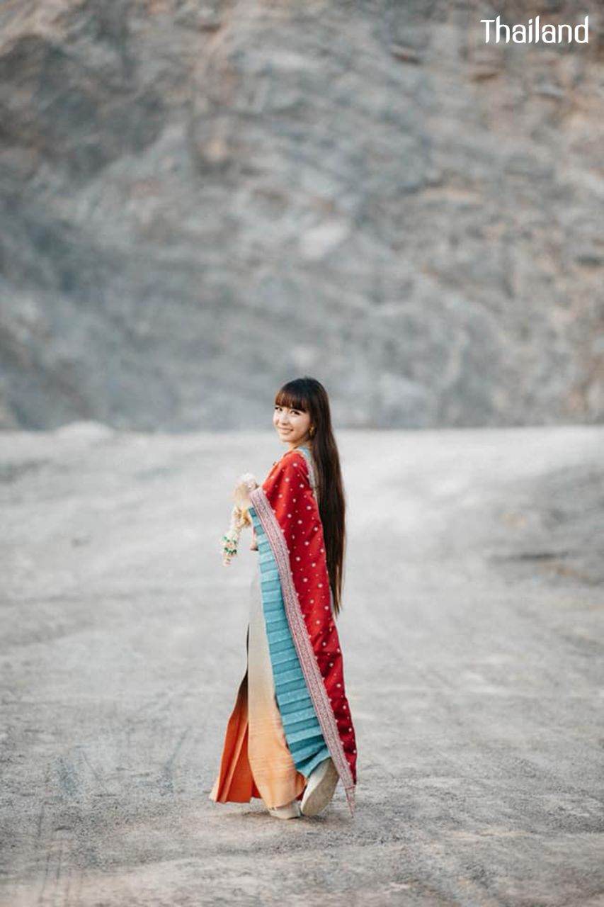 THAILAND 🇹🇭 | Cutie girl and the "Sbai" Thai dress