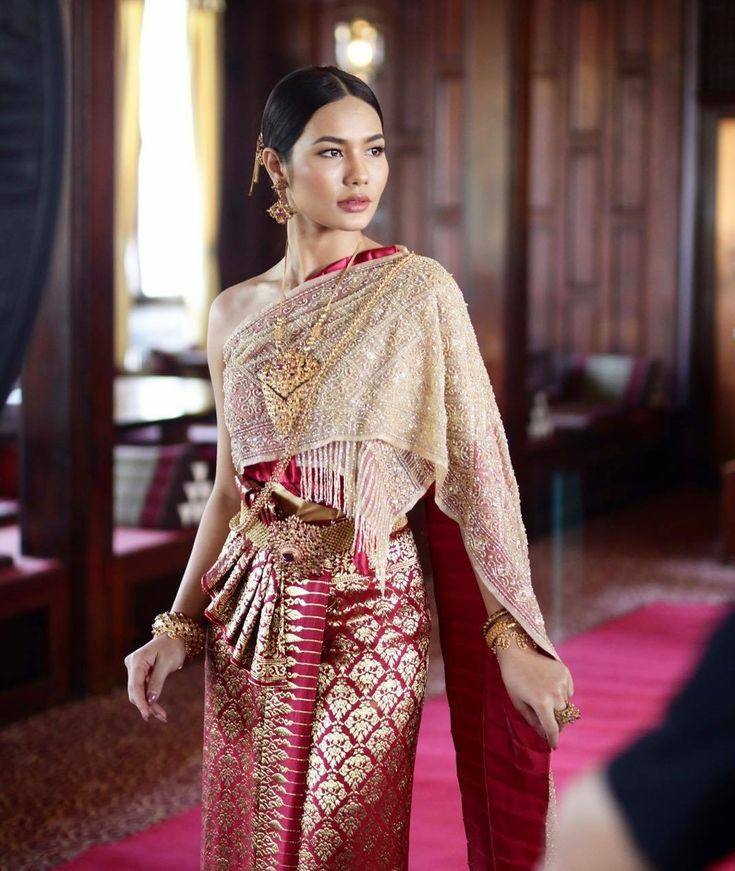 Sbai Thai dress: Thailand 🇹🇭 ชุดไทยจักรพรรดิ