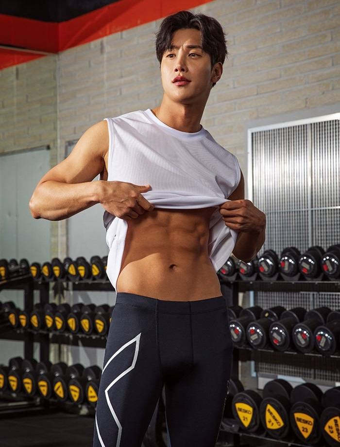 Lee Si Kang @ Men’s Health Korea January 2021