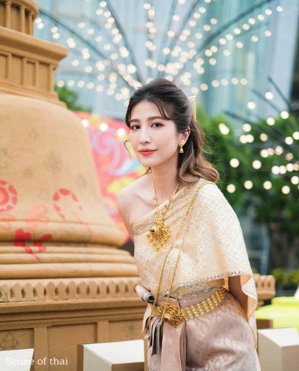  Thailand national costume:ชุดประจำชาติไทย