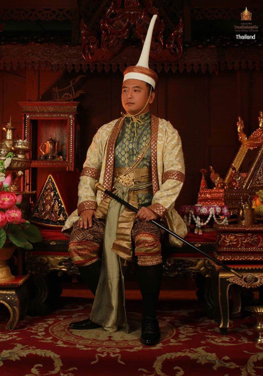 ลอมพอก: Lompok (Thai royal court conical hat) | THAILAND 🇹🇭