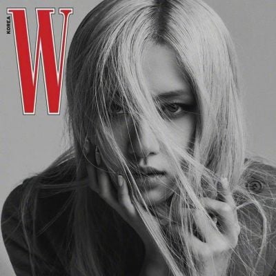 Rosé @ W Korea May 2021