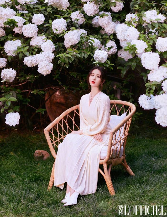 liu shi shi @ L’Officiel China May 2021