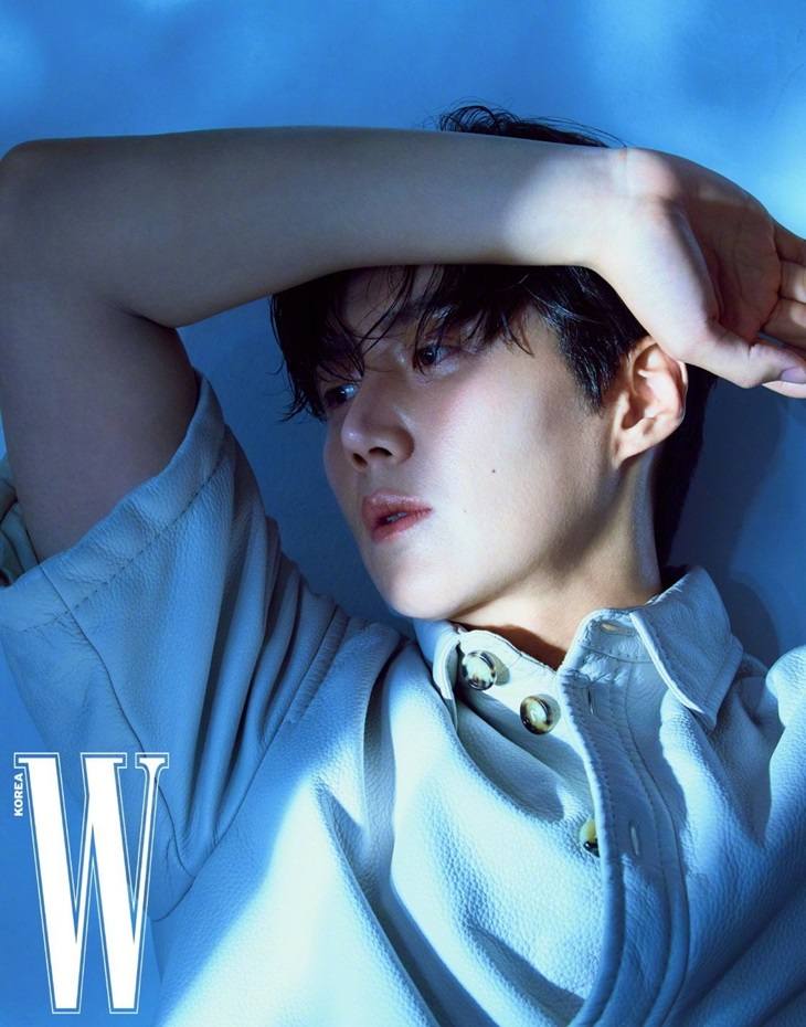 Kim Seon ho @ W Korea June 2021