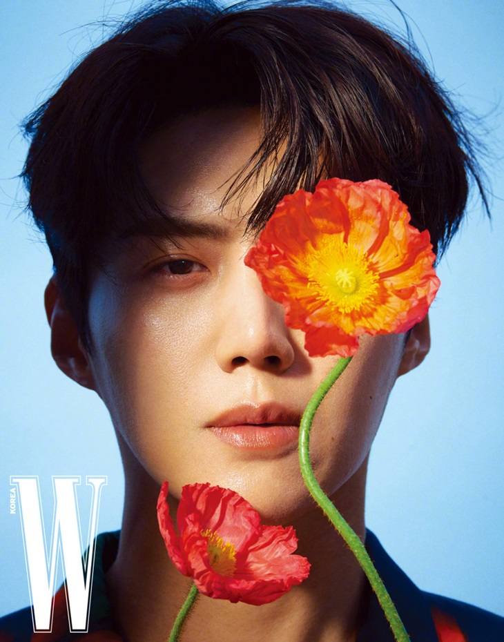 Kim Seon ho @ W Korea June 2021