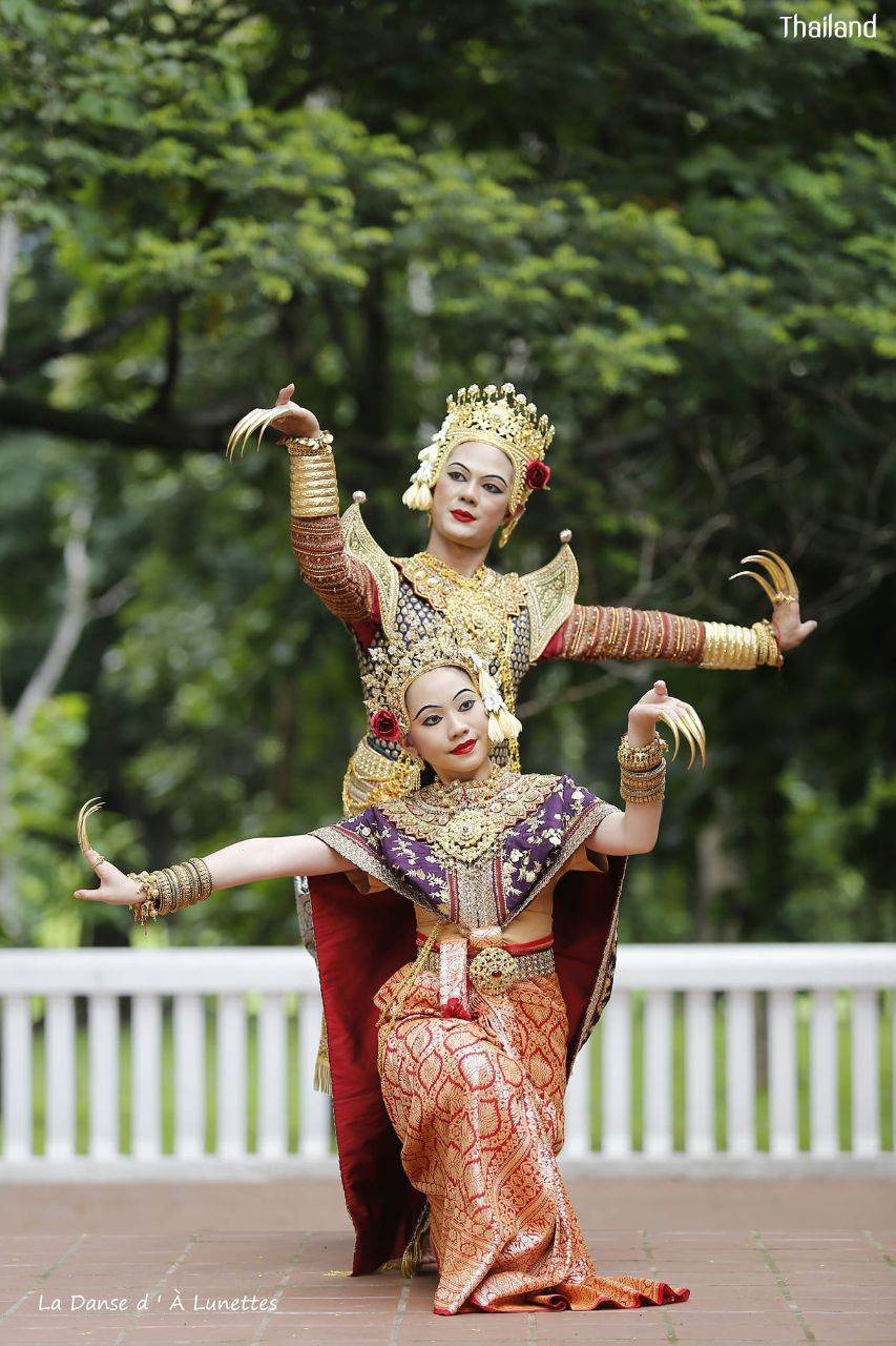 Thai dance according to the style of the reign of King Rama IV of Siam  | THAILAND 🇹🇭