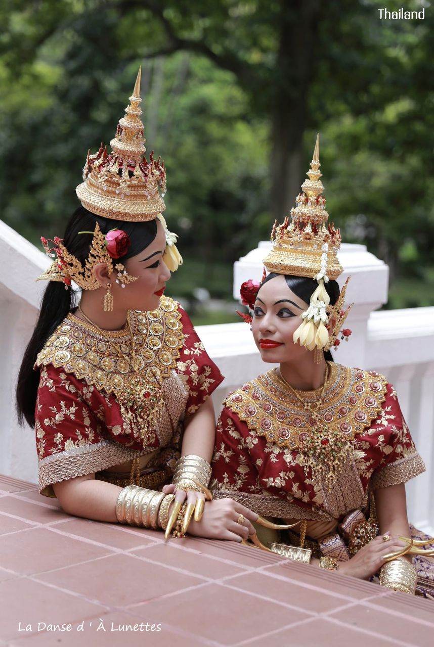 Thai dance according to the style of the reign of King Rama IV of Siam  | THAILAND 🇹🇭