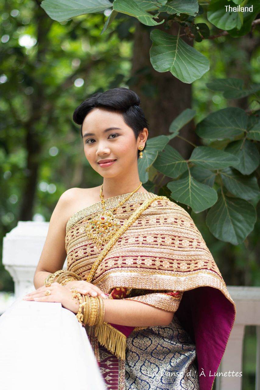 Thai costume during the reign of King Rama IV of Siam | THAILAND 🇹🇭