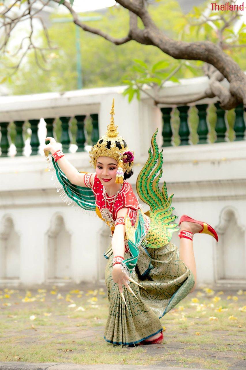 Kinnaree - Thai dance, มโนราห์บูชายัญ | THAILAND 🇹🇭