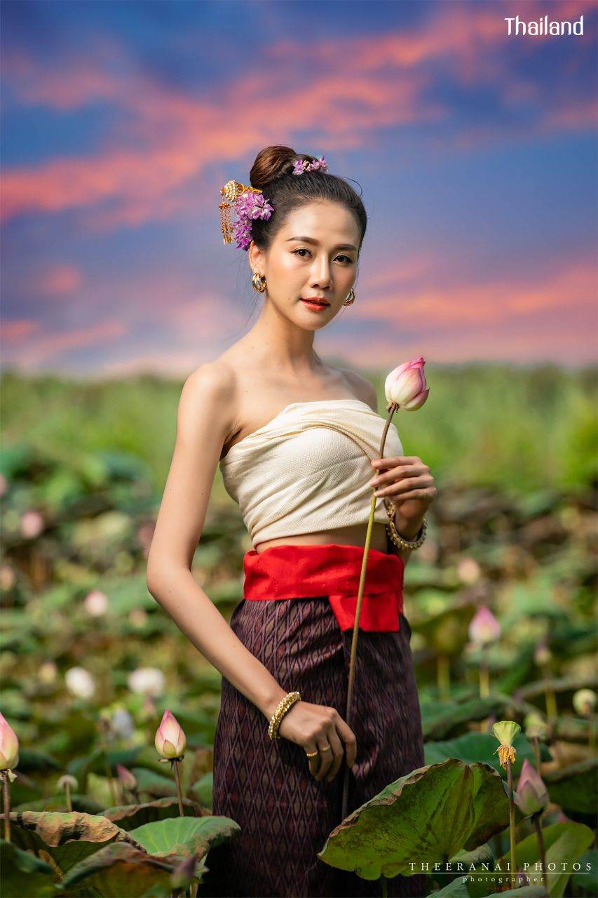 THAI ISAN DRESS, อีสาน | THAILAND 🇹🇭