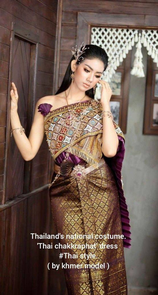 Thai dress in Cambodia