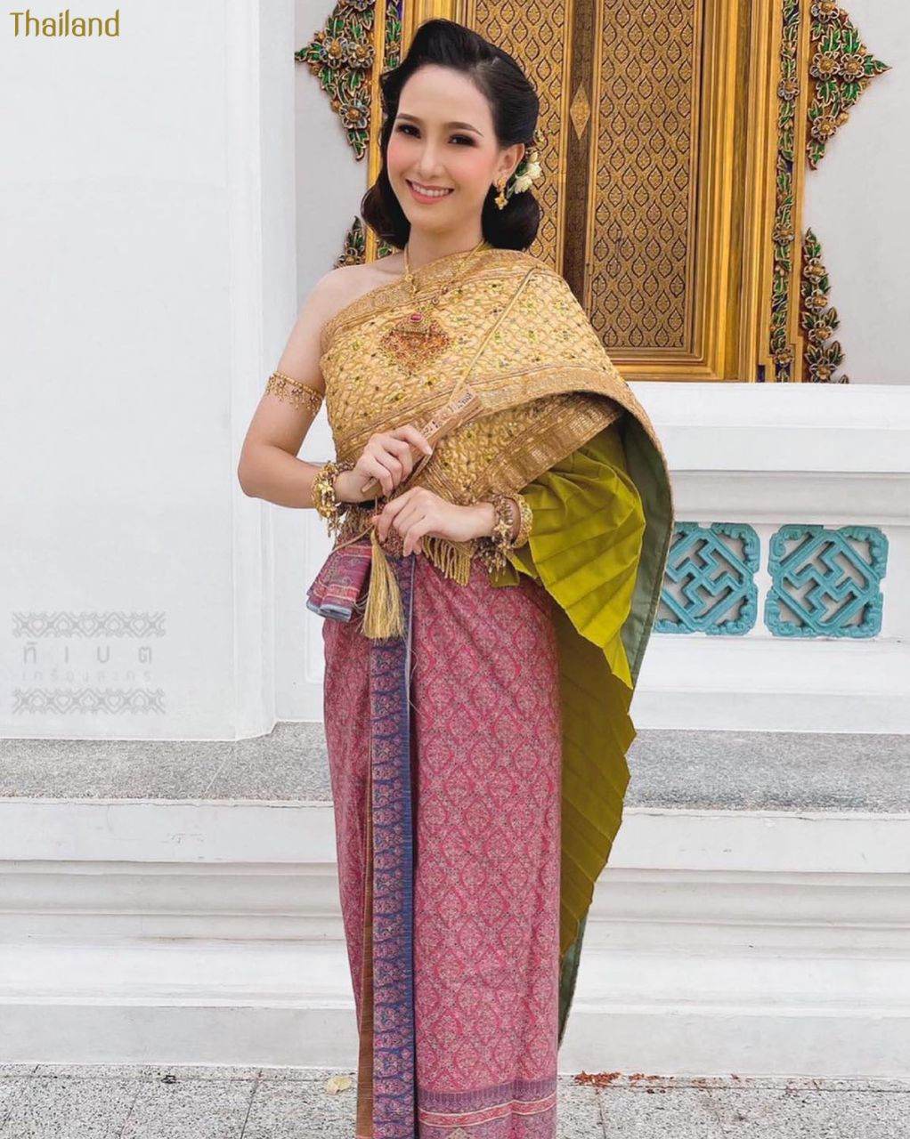 THAI DRESS, ชุดไทย: THAI NATIONAL COSTUME | THAILAND 🇹🇭