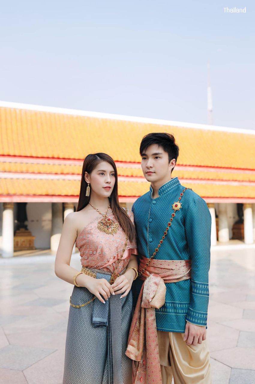 THAI DRESS, ชุดไทย | THAILAND 🇹🇭