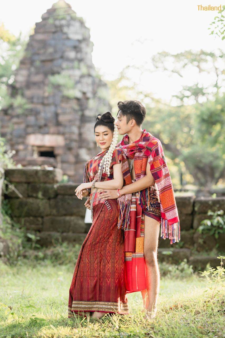 I-san Traditional Dress | THAILAND 🇹🇭