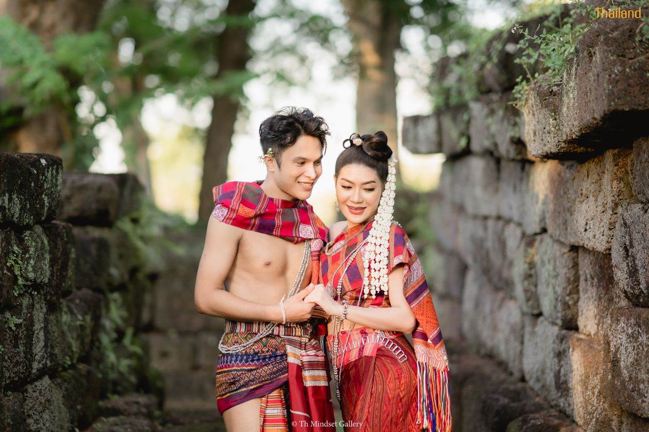 I-san Traditional Dress | THAILAND 🇹🇭
