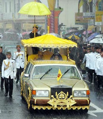 เลาะรั้งวังบรูไน:🇧🇳สีสันอาเซียน:อภิมหาพิธีอภิเษกสมรสของเหล่าสมาชิกพระราชวงศ์🙏🙏