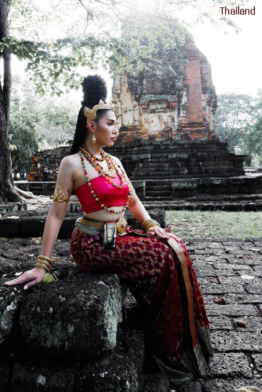 ทวารวดี -The Ancient Outfit of Dvaravati Era | THAILAND 🇹🇭