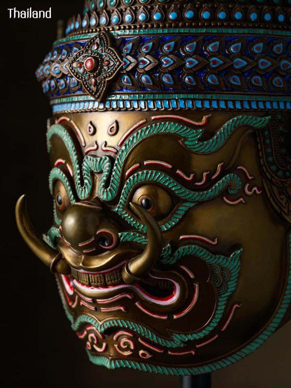 THOTSAKAN (RAVANA): Thai Khon Mask | THAILAND 🇹🇭