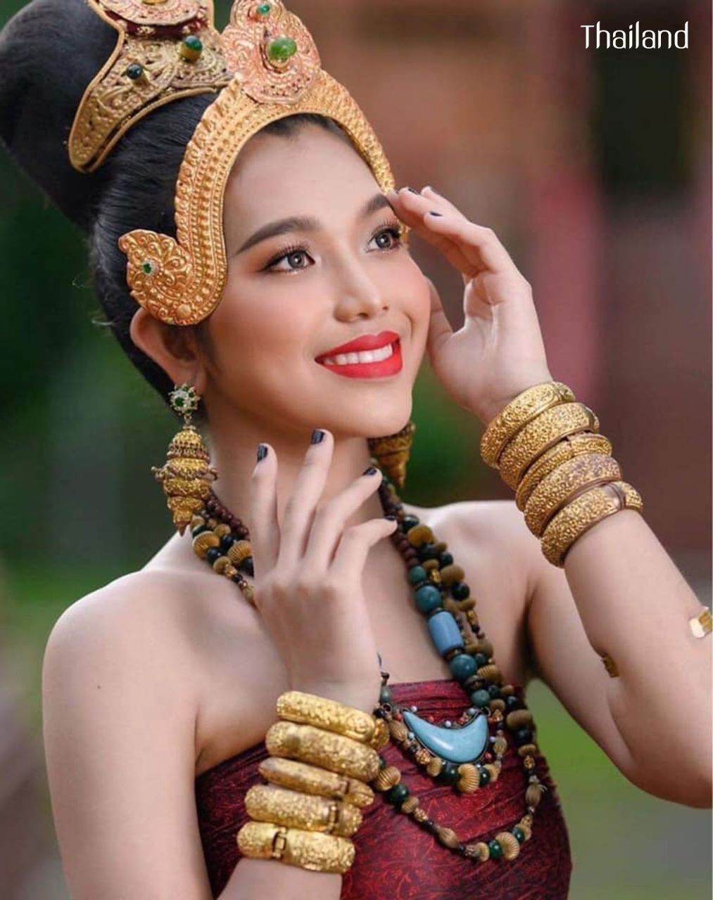 ทวารวดี ภาคอีสาน -The outfit of Dvaravati Era in Northeastern Thailand | THAILAND 🇹🇭