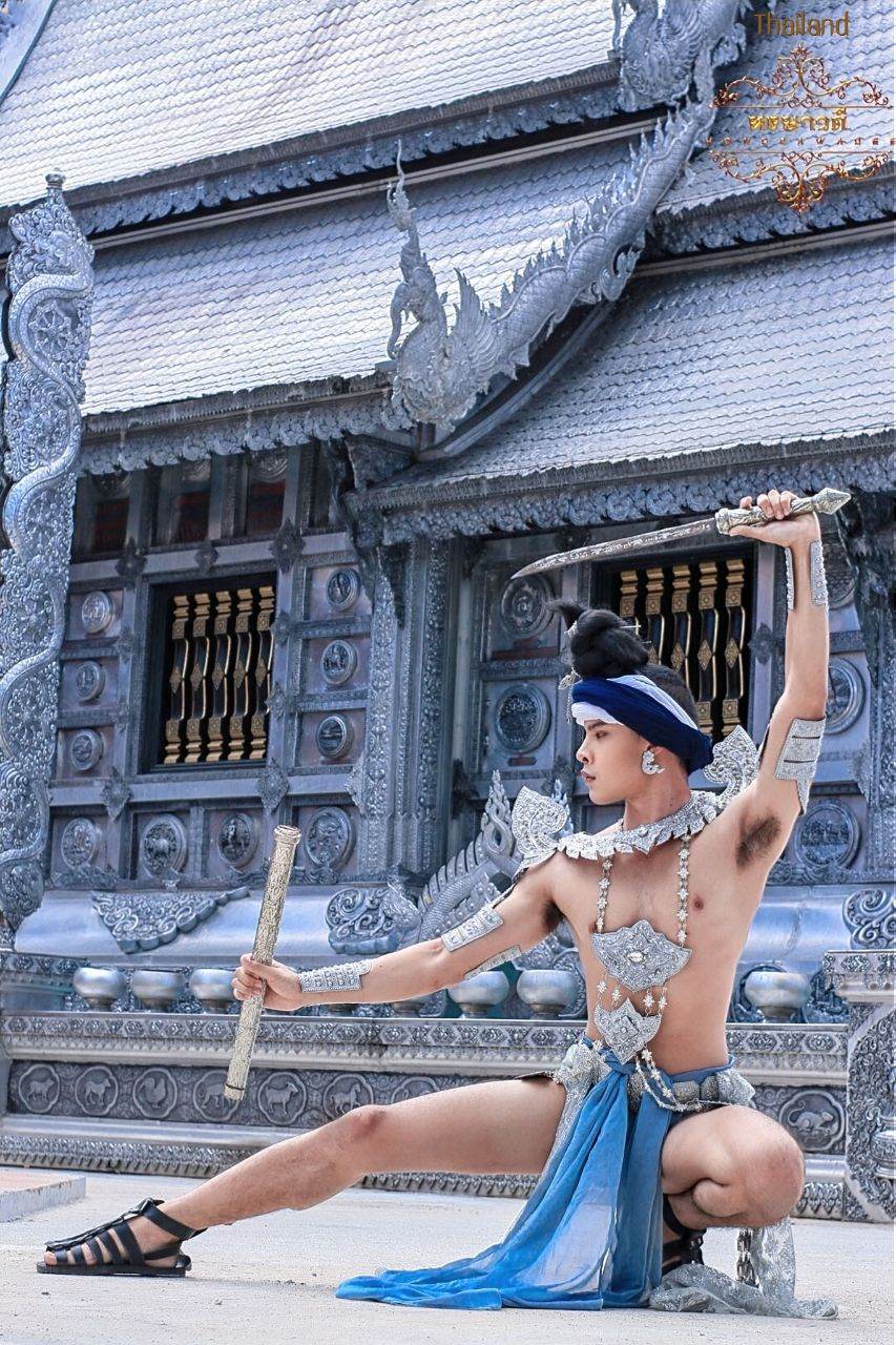 "Fon Jerng Dab" Lanna sword dance | THAILAND 🇹🇭