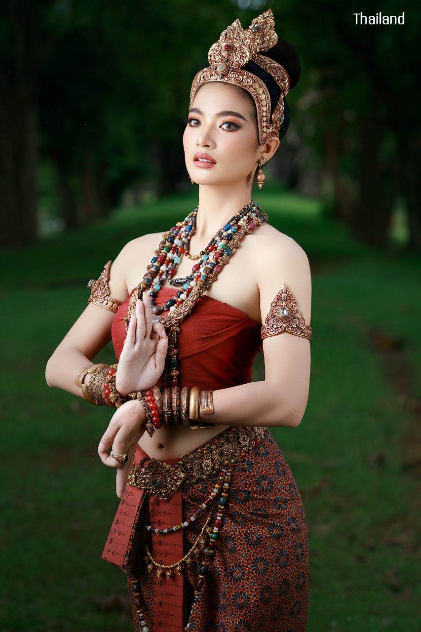"สมัยทวารวดี" Dvaravati Era | THAILAND 🇹🇭