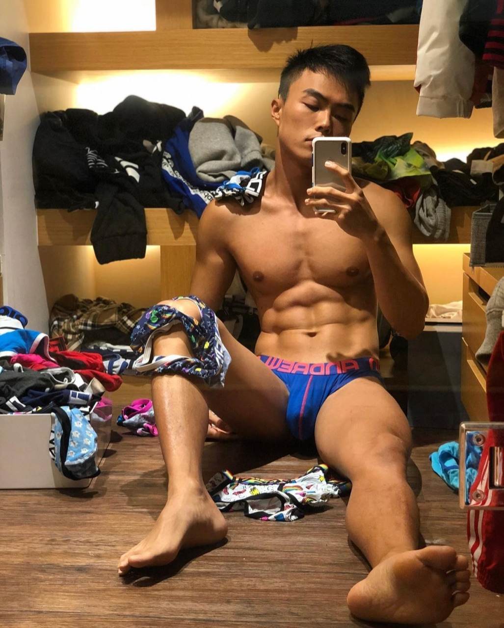 LINE OpenChat : Underwear For Men