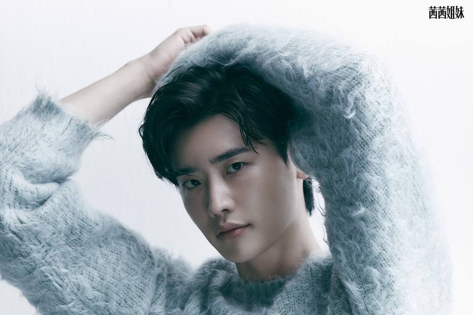 Lee Jong Suk @ CéCi China November 2021