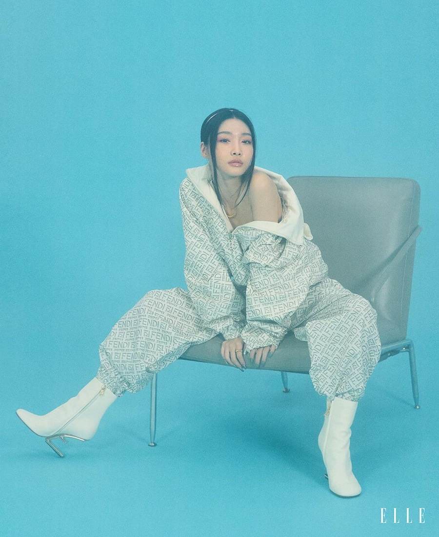 Chungha @ ELLE Singapore November 2021