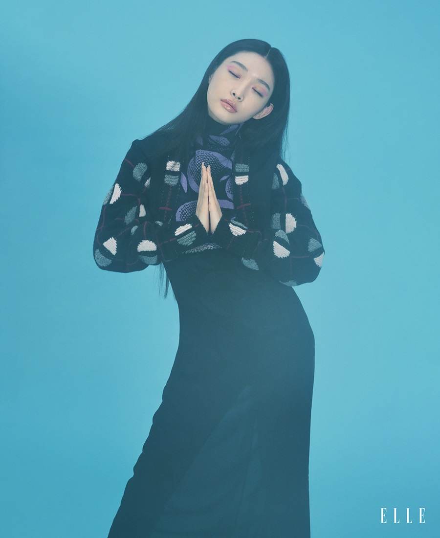 Chungha @ ELLE Singapore November 2021