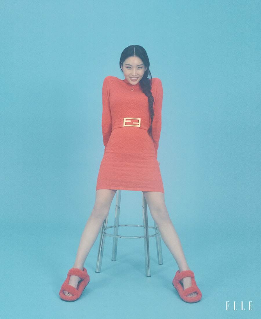 Chungha @ ELLE Singapore November 2021