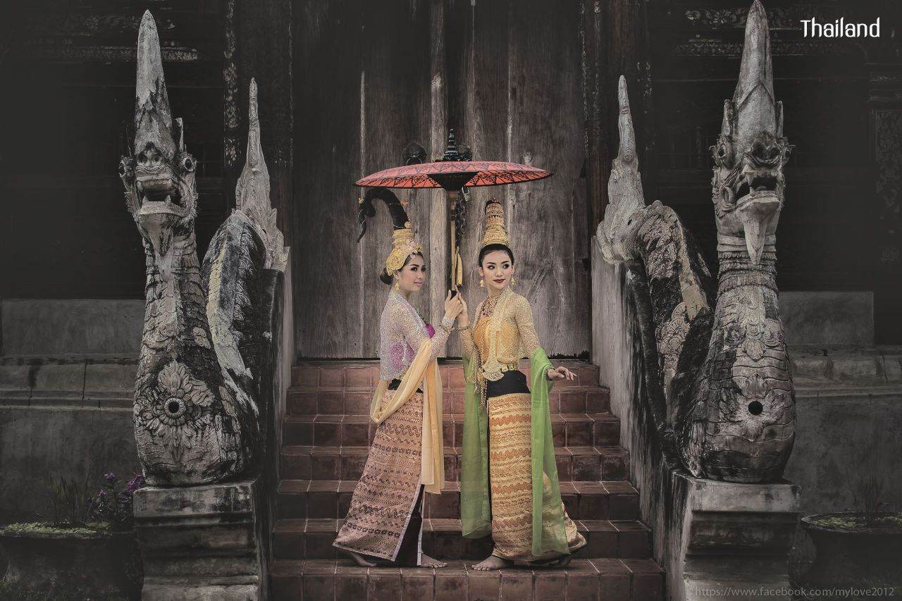 Burmese costume 🇲🇲 - present by Thai artist 🇹🇭