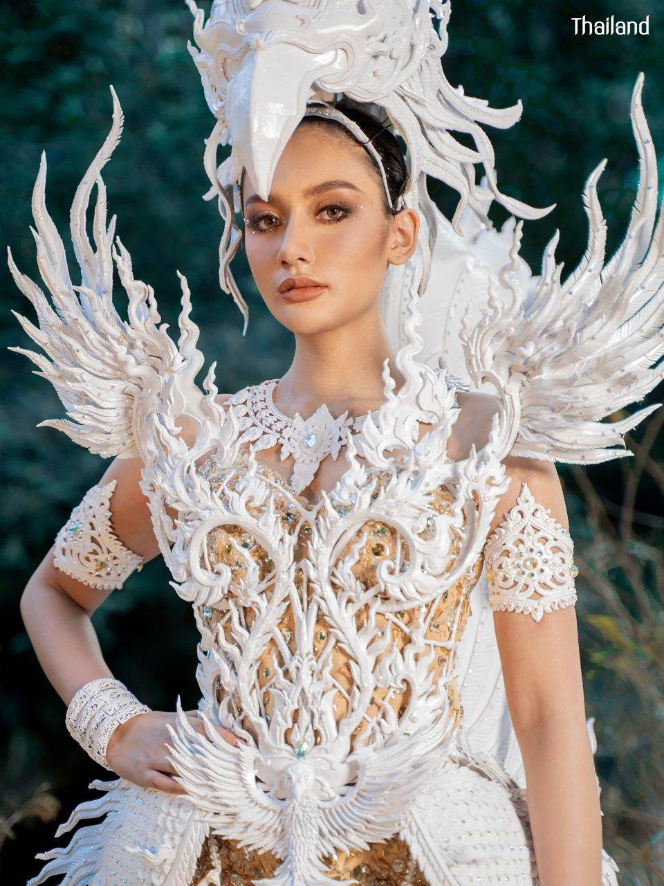 Karawek Bird of Paradise: Thai Fantasy Costume | THAILAND 🇹🇭