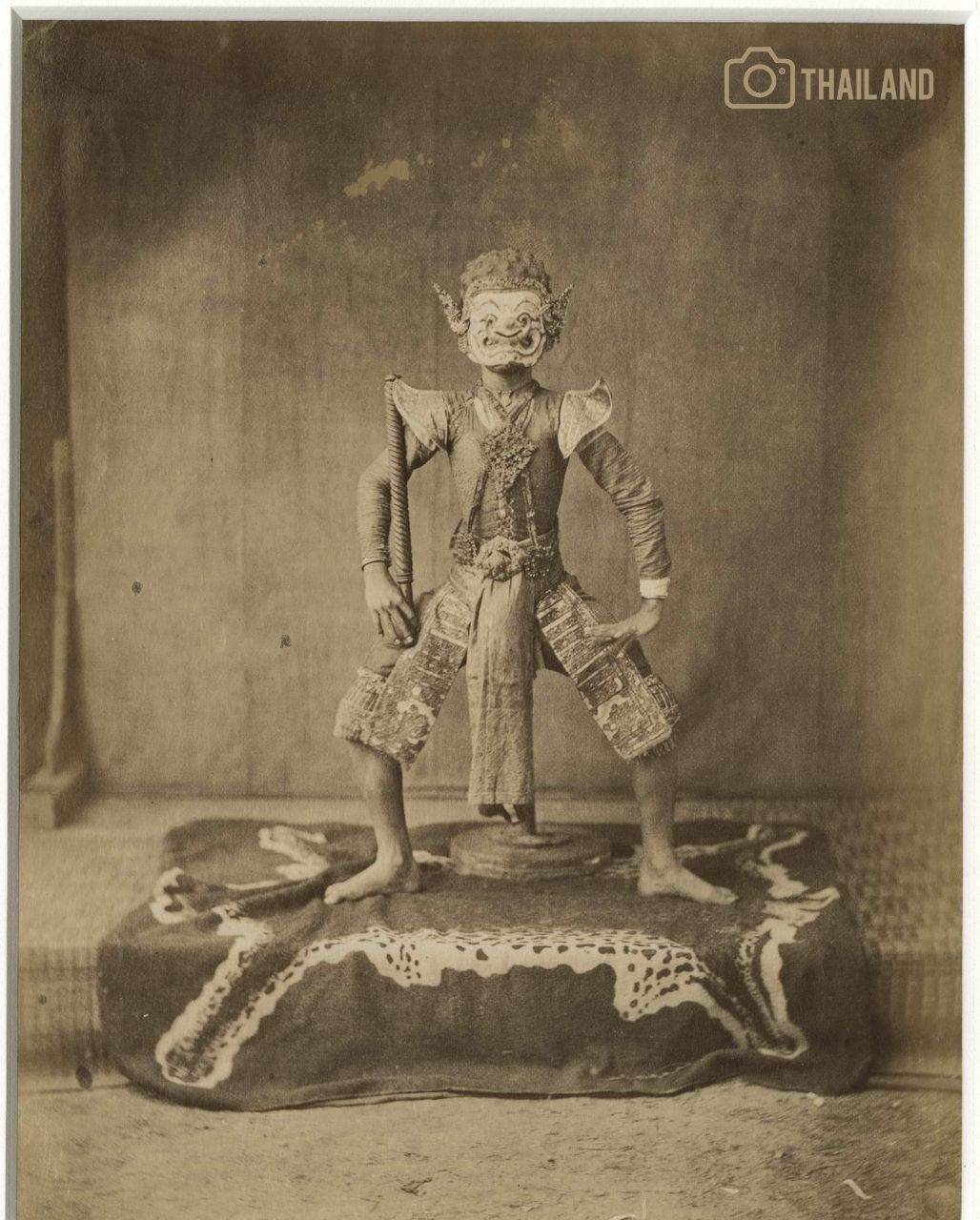 🇹🇭 Thailand:The Khon actor from Photograph album of Siam, 1865-1866.