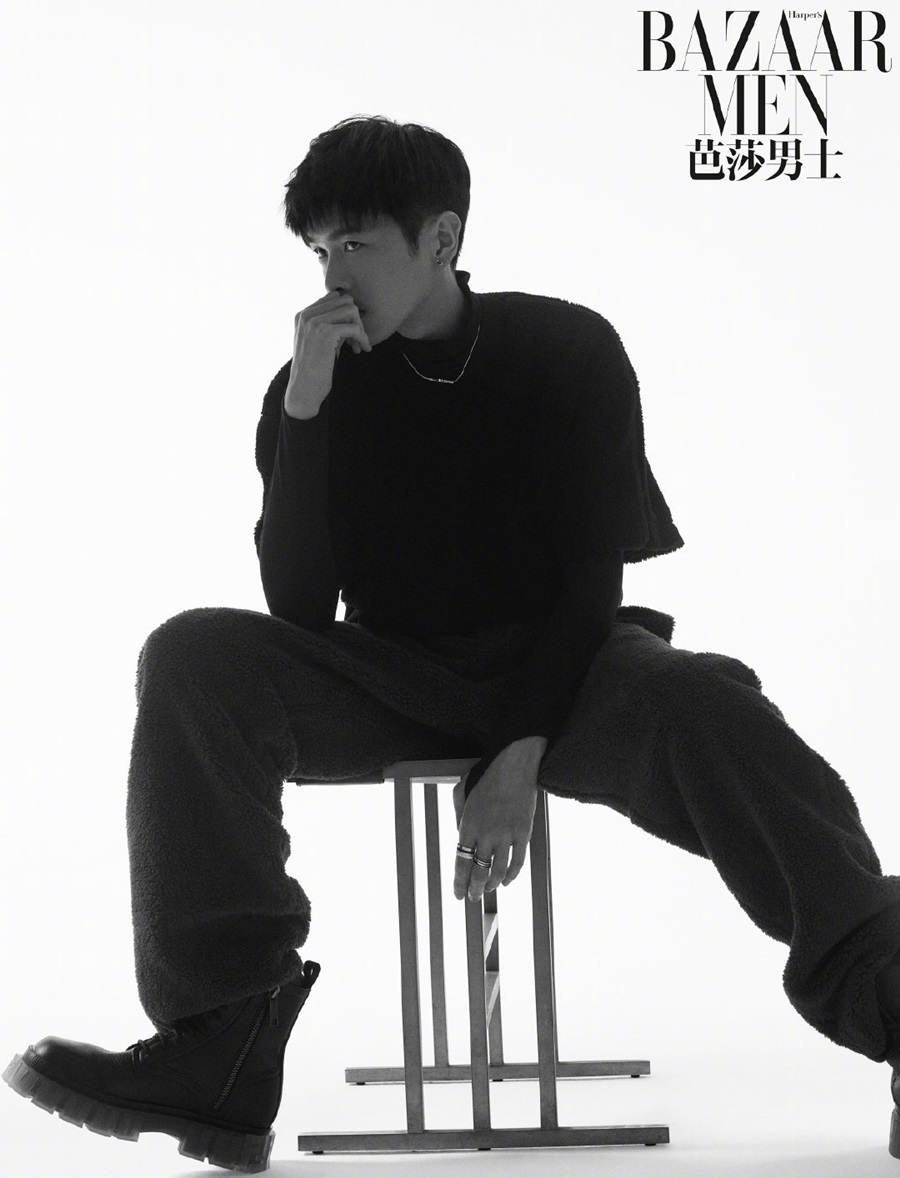 Zhang Ruoyun @ Harper’s Bazaar Men China December 2021