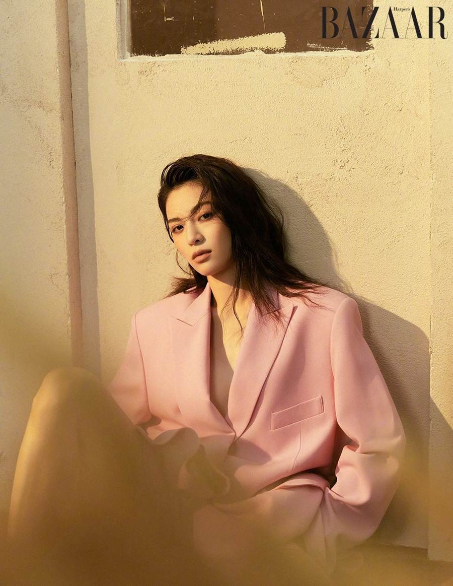 Zhong Chuxi @ Harper’s Bazaar Vietnam January 2022