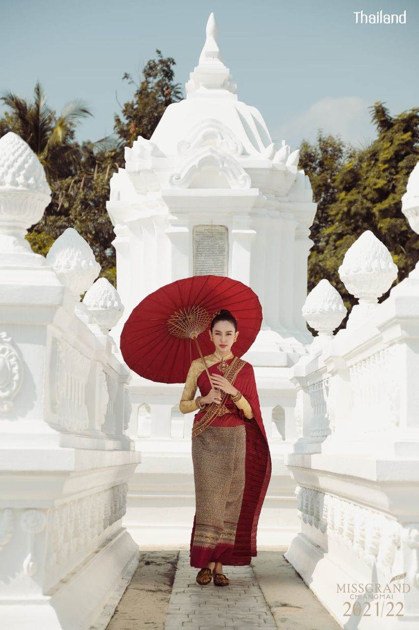 Lanna Traditional Dress by Miss Grand International 2021 | THAILAND 🇹🇭