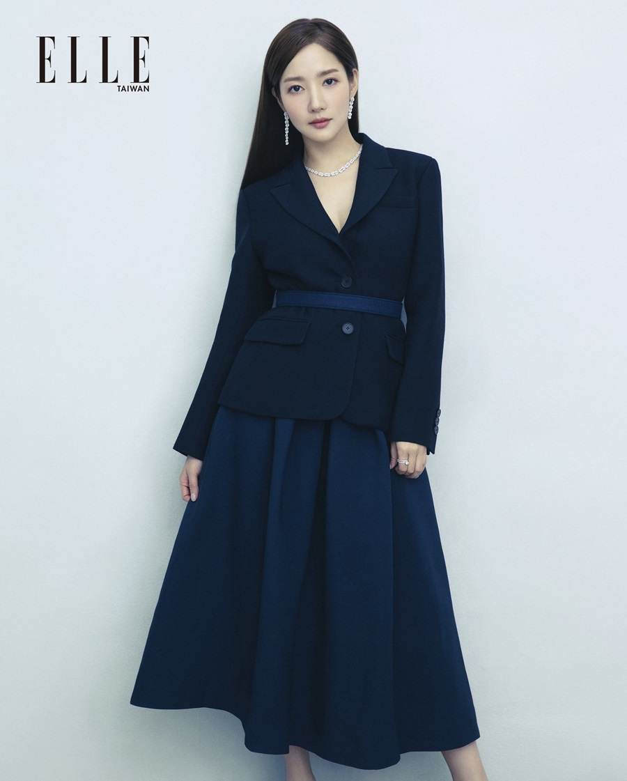 Park Min Young @ ELLE Taiwan January 2022