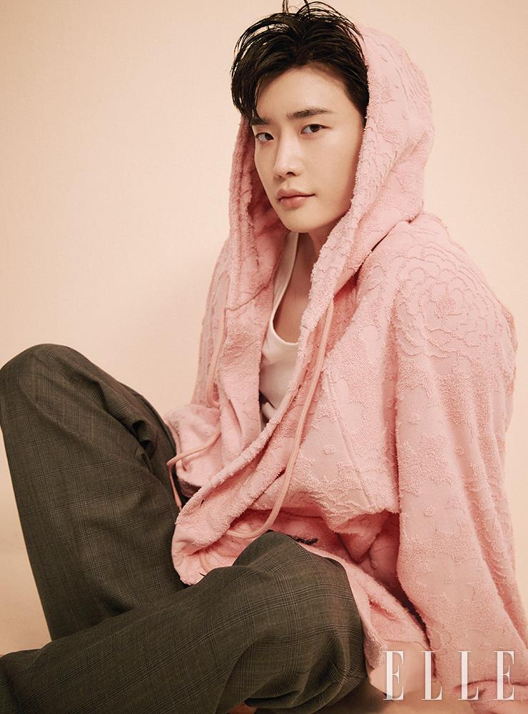 Lee Jong Suk @ ELLE Korea March 2022