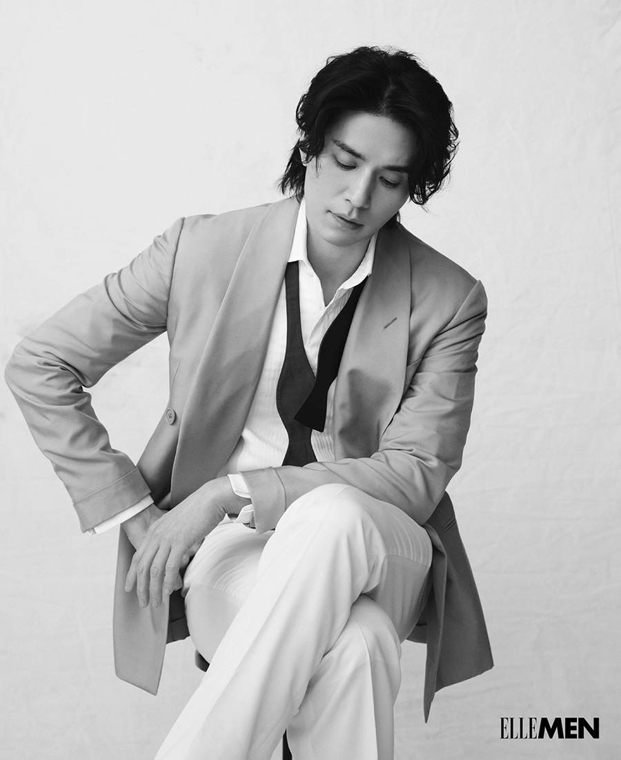 Lee Dong Wook @ ELLE MEN Singapore S/S 2022