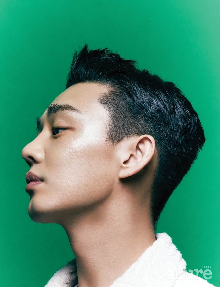 Yoo Ah in @ Allure Korea April 2022