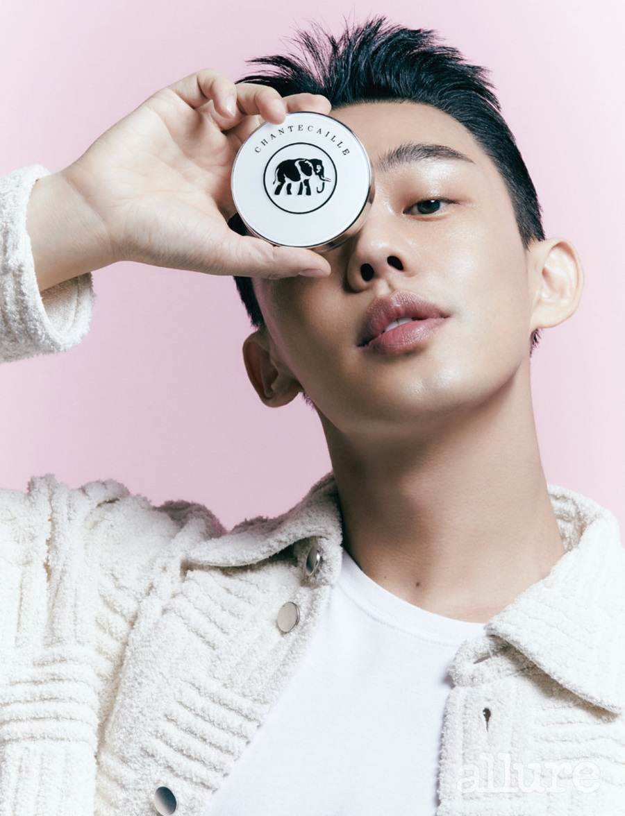 Yoo Ah in @ Allure Korea April 2022