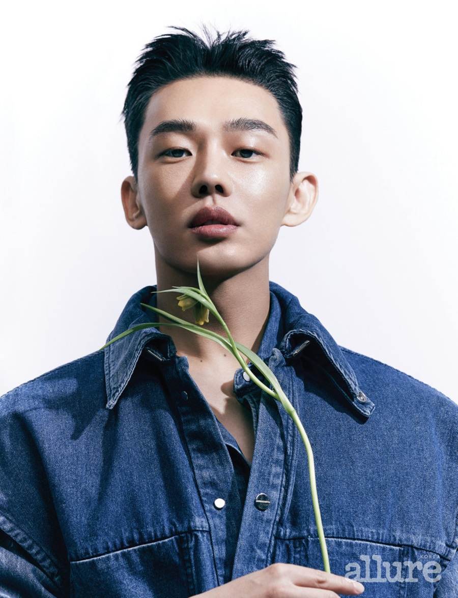 Yoo Ah in @ Allure Korea April 2022