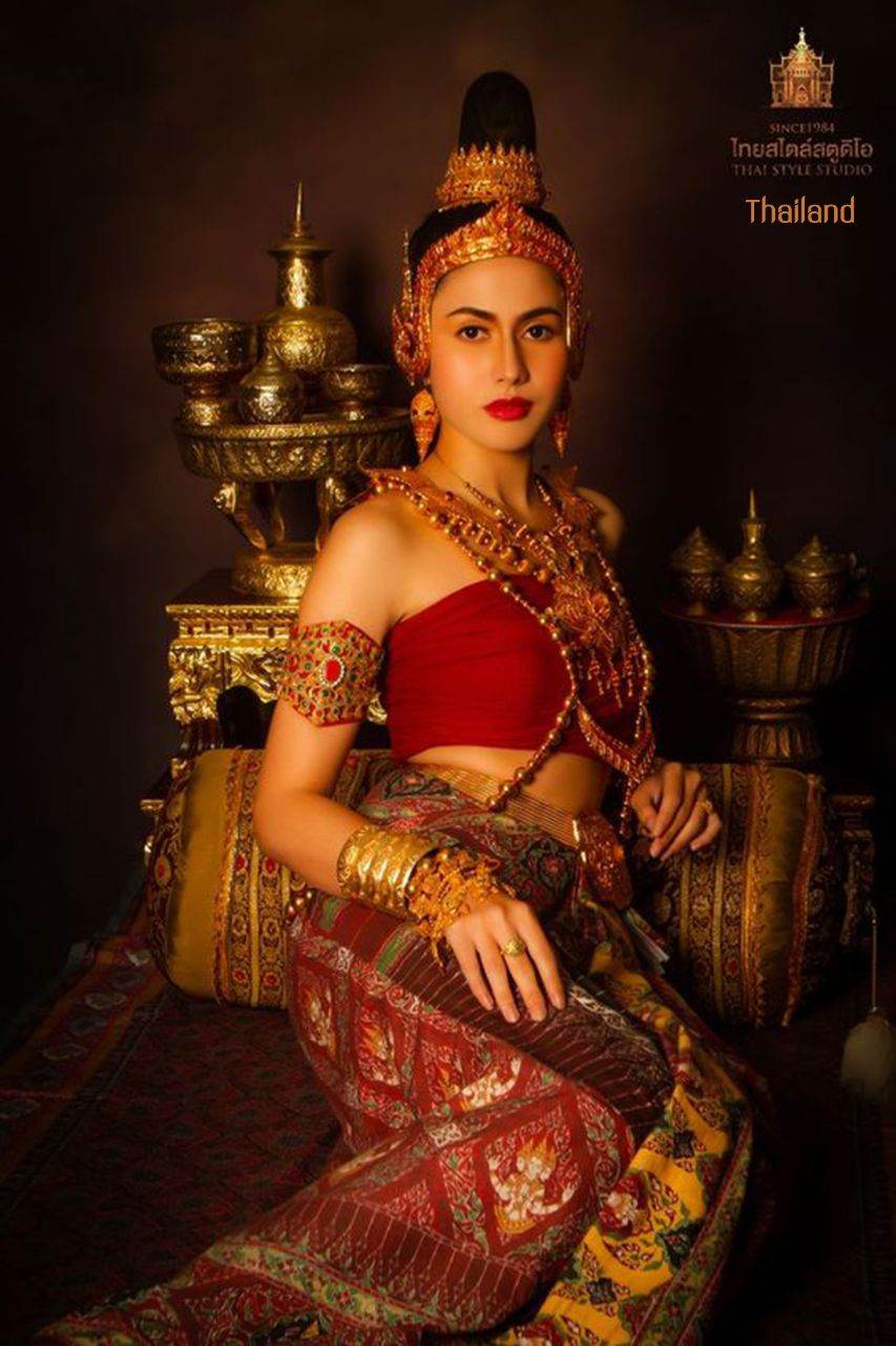 Gorgeous Thai Ancient Costume in the Ayutthaya Kingdom | THAILAND 🇹🇭