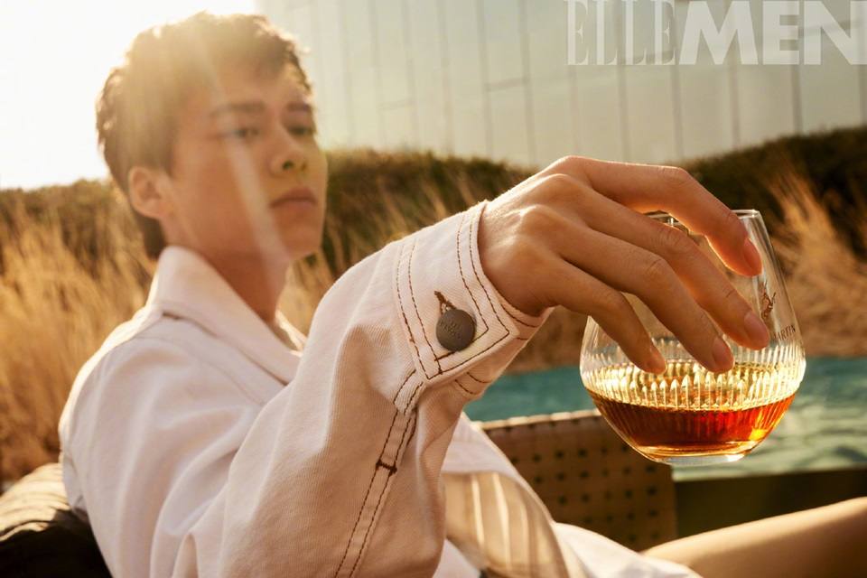 Li Yifeng @ ELLEMEN China April 2022